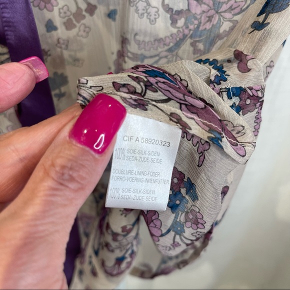 Cote Femme Silk Lavender Based Floral Short Sleeve Top - Size 38 - U.S. 6 - Picture 4 of 6
